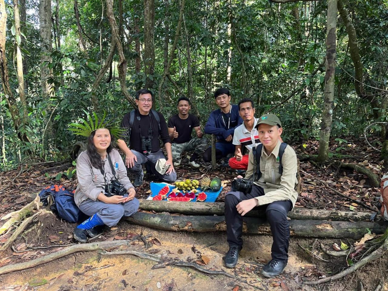 Pongo Guest House & Jungle Trekking Bukit Lawang Buitenkant foto