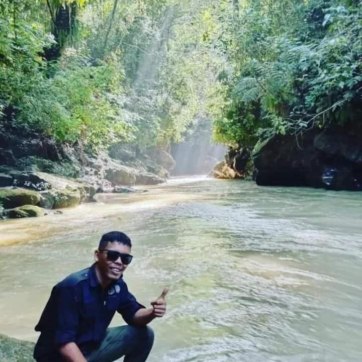 Pongo Guest House & Jungle Trekking Bukit Lawang Buitenkant foto